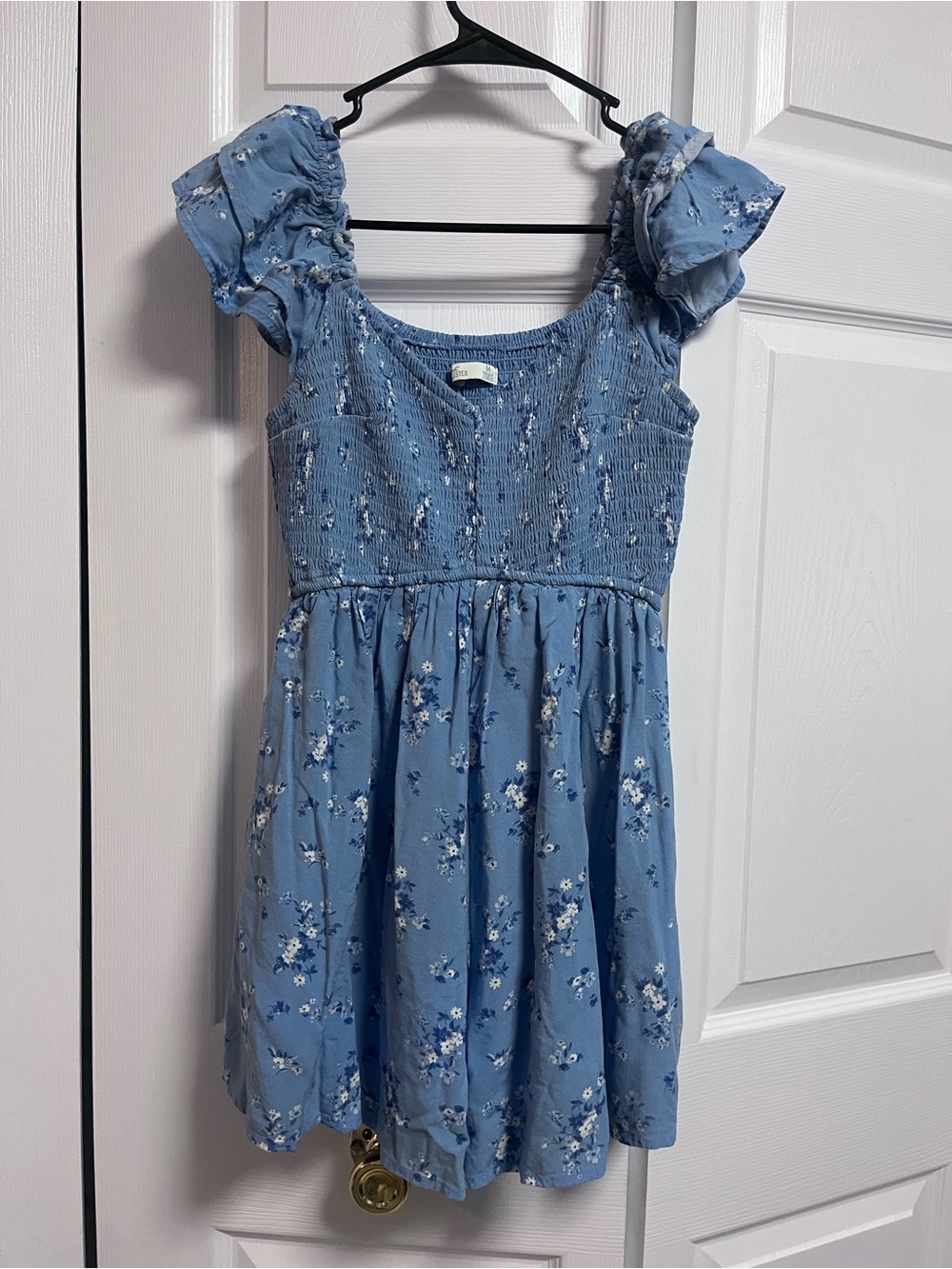 Women’s medium Hollister babydoll romper smocked with pockets